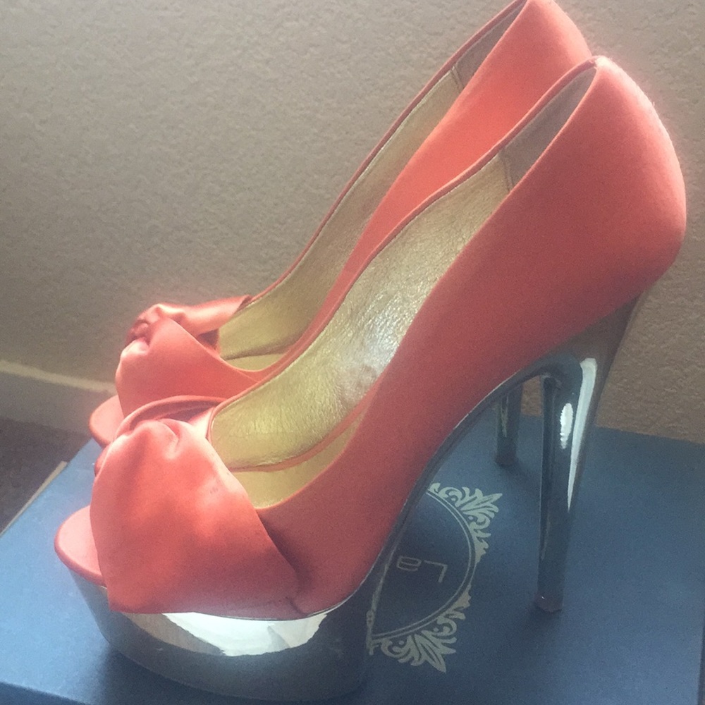 Steve Madden Moscow Coral Size 10